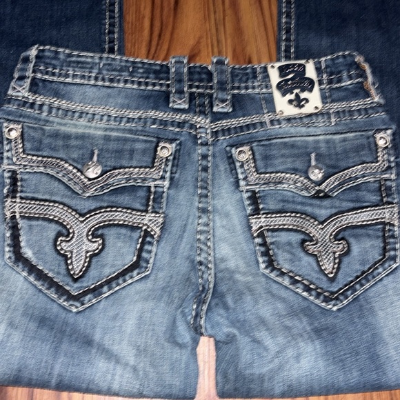 Rock Revival - Picture 2 of 5